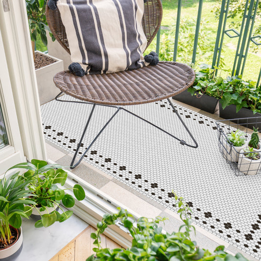 Marie - “Indoor & Outdoor”